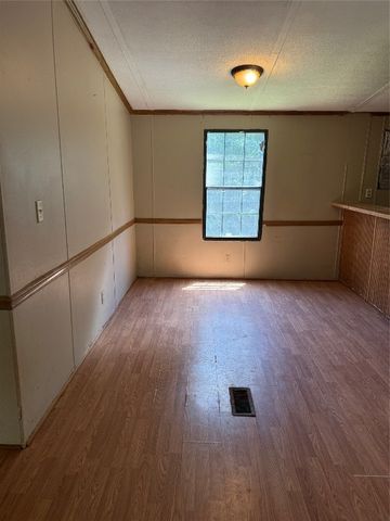 17585 E Cedar Lane Road, Norman, OK 73026