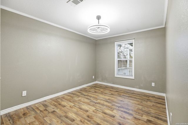 2383 Tomblin, Bigfoot, TX 78005