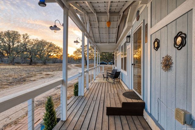 2383 Tomblin, Bigfoot, TX 78005