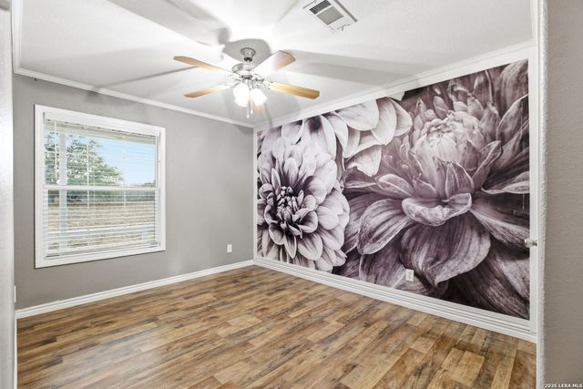 2383 Tomblin, Bigfoot, TX 78005