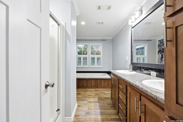 2383 Tomblin, Bigfoot, TX 78005