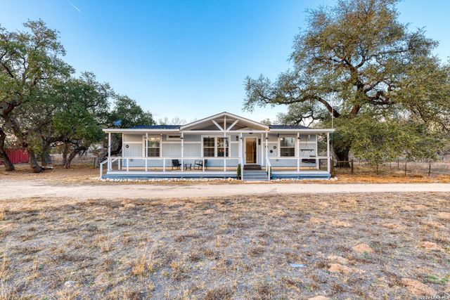 2383 Tomblin, Bigfoot, TX 78005