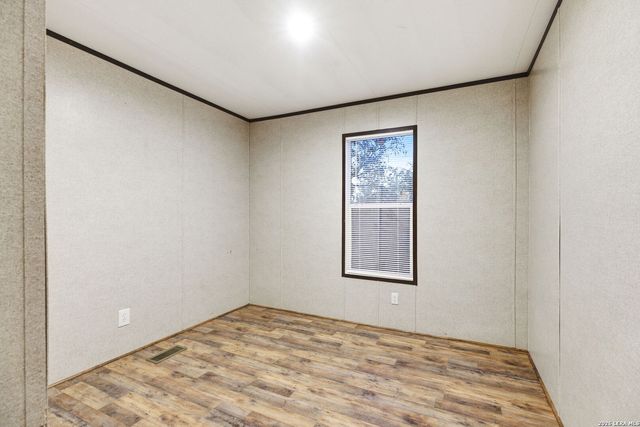 2383 Tomblin, Bigfoot, TX 78005