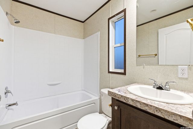 2383 Tomblin, Bigfoot, TX 78005