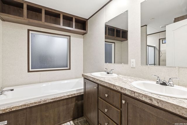 2383 Tomblin, Bigfoot, TX 78005