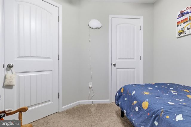 521 CHARLES AVE, Hanover, PA 17331