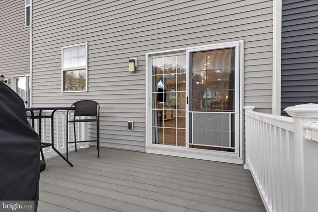 521 CHARLES AVE, Hanover, PA 17331