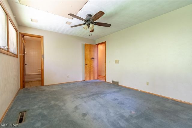 8944 Colton Street NW, Massillon, OH 44646