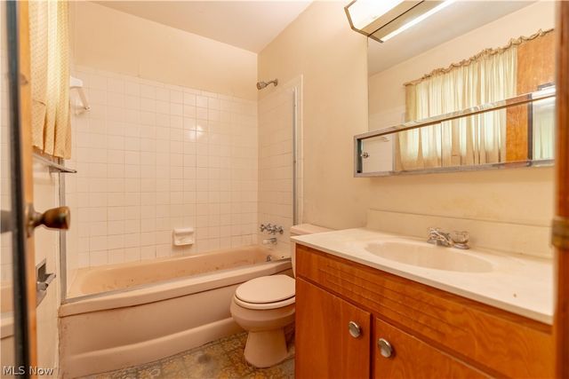 8944 Colton Street NW, Massillon, OH 44646