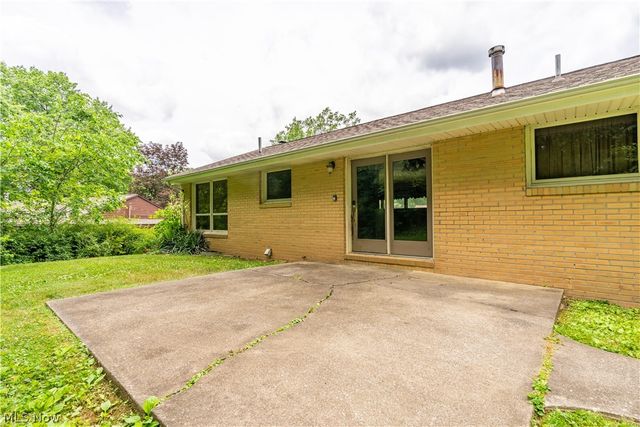 8944 Colton Street NW, Massillon, OH 44646