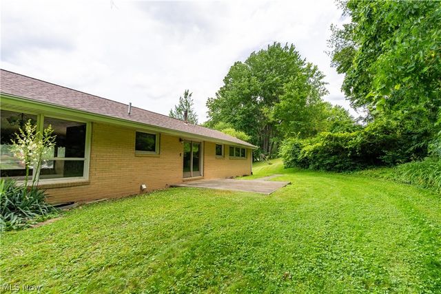 8944 Colton Street NW, Massillon, OH 44646