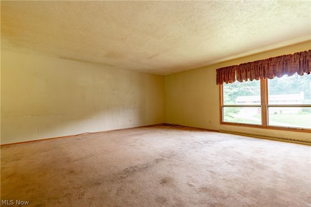 8944 Colton Street NW, Massillon, OH 44646