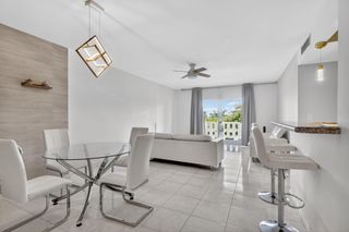 4330 Hillcrest Drive 302, Hollywood, FL 33021