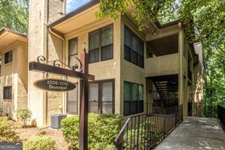 1006 Donegal SE, Smyrna, GA 30080