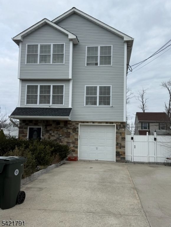 133 7Th St, Hazlet Twp., NJ 07734