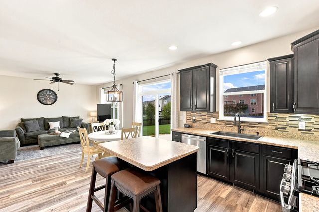 503 Sutton Street, Yorkville, IL 60560