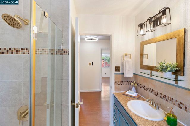 3131 Cowell Rd, Concord, CA 94518