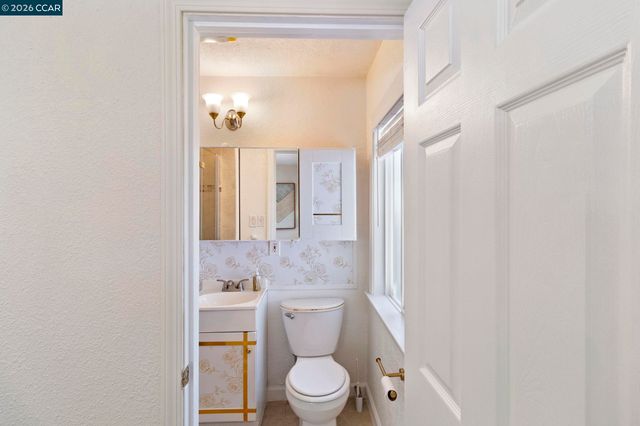 3131 Cowell Rd, Concord, CA 94518