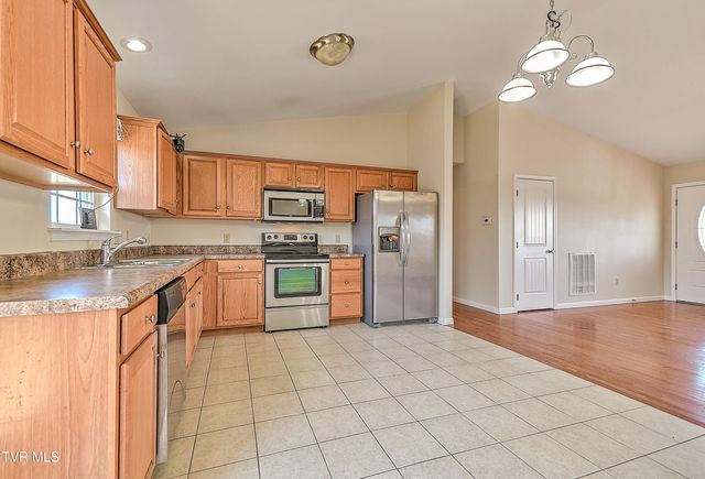 235 Fairridge Road, Johnson City, TN 37604