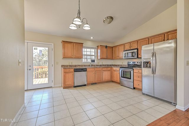 235 Fairridge Road, Johnson City, TN 37604