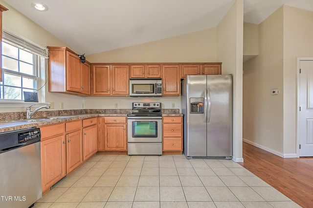 235 Fairridge Road, Johnson City, TN 37604