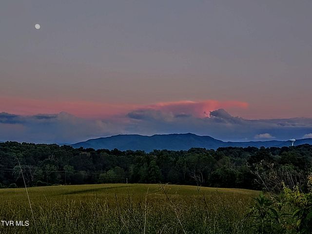 235 Fairridge Road, Johnson City, TN 37604