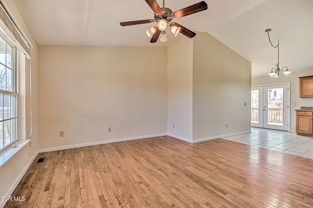 235 Fairridge Road, Johnson City, TN 37604