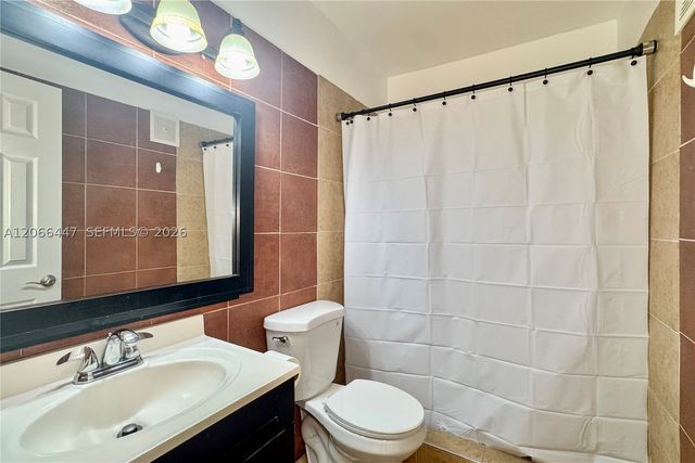 13898 SW 90th Ave 204-EE, Miami, FL 33176