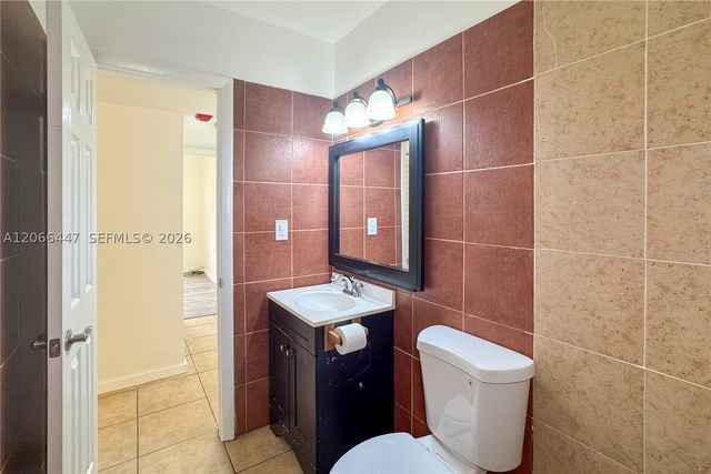 13898 SW 90th Ave 204-EE, Miami, FL 33176