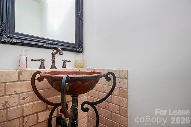 1907 Charlotte Drive, Charlotte, NC 28203
