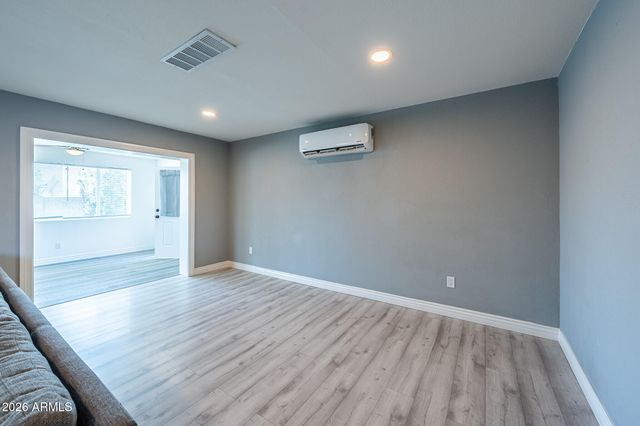 8131 E AMELIA Avenue, Scottsdale, AZ 85251