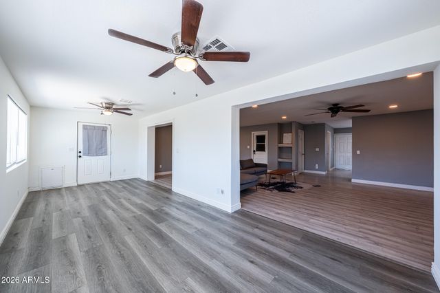 8131 E AMELIA Avenue, Scottsdale, AZ 85251