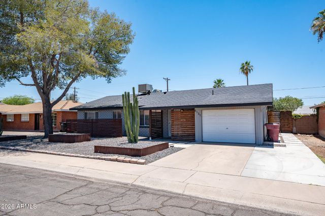 8131 E AMELIA Avenue, Scottsdale, AZ 85251