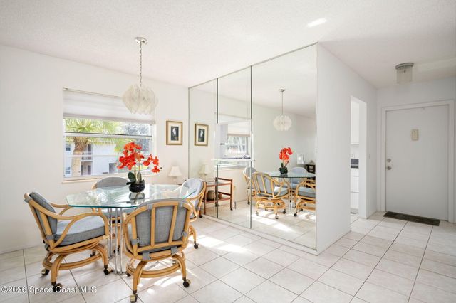 40 Vista Gardens Trail 201, Vero Beach, FL 32962
