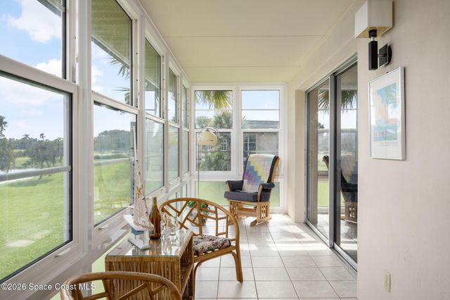 40 Vista Gardens Trail 201, Vero Beach, FL 32962