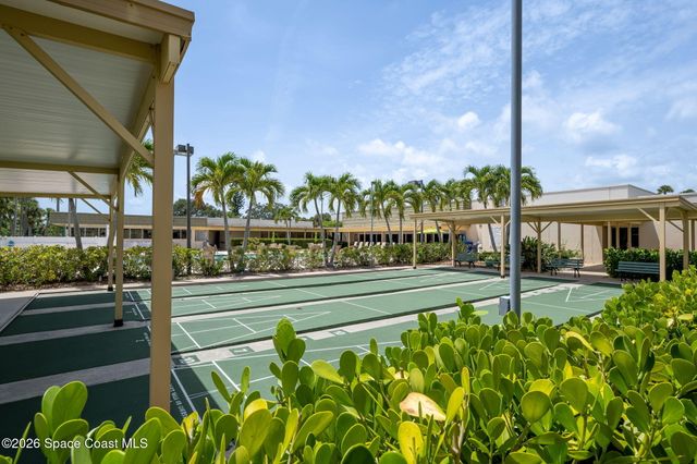 40 Vista Gardens Trail 201, Vero Beach, FL 32962
