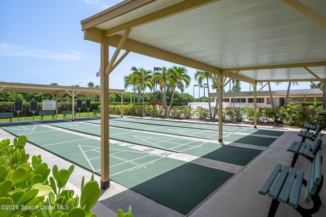 40 Vista Gardens Trail 201, Vero Beach, FL 32962