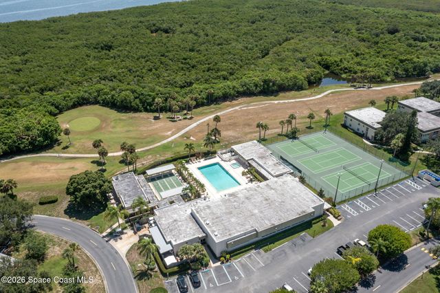 40 Vista Gardens Trail 201, Vero Beach, FL 32962