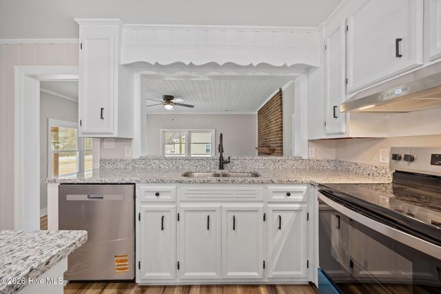 450 Camellia Street, Kinston, NC 28504