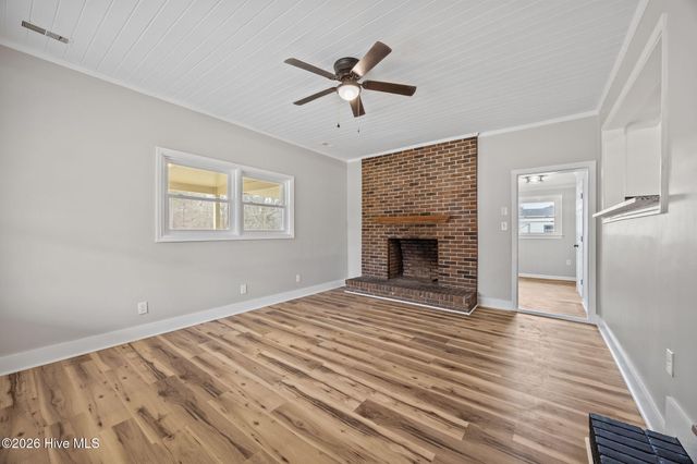 450 Camellia Street, Kinston, NC 28504