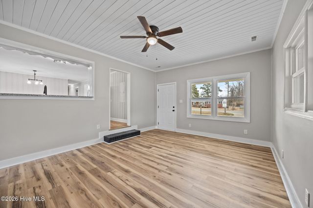 450 Camellia Street, Kinston, NC 28504