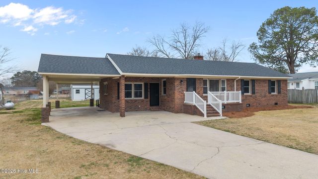 450 Camellia Street, Kinston, NC 28504
