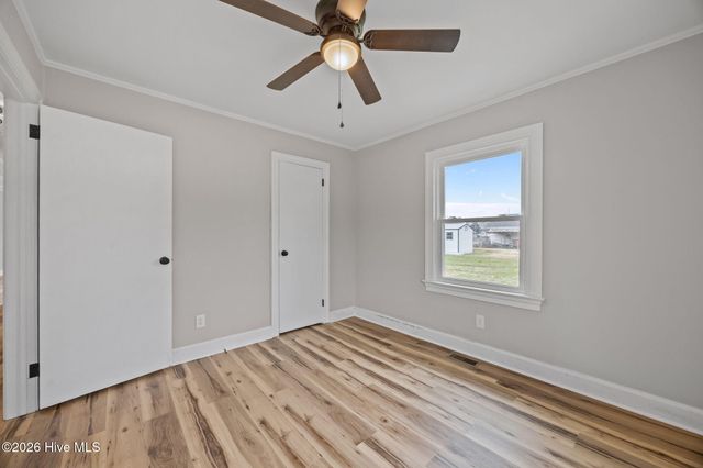 450 Camellia Street, Kinston, NC 28504