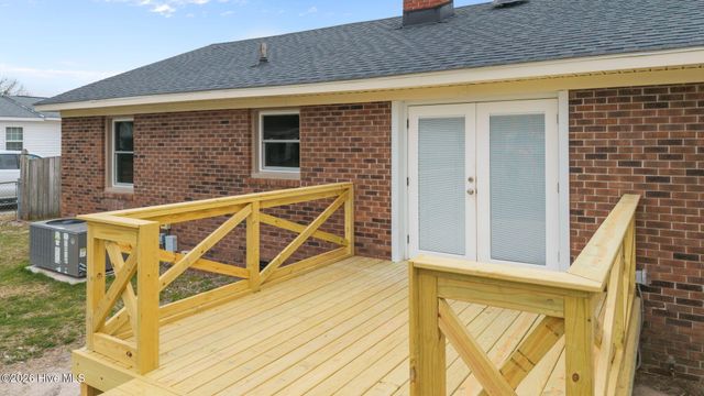 450 Camellia Street, Kinston, NC 28504