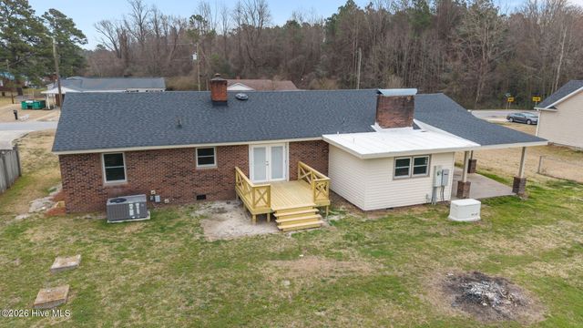 450 Camellia Street, Kinston, NC 28504
