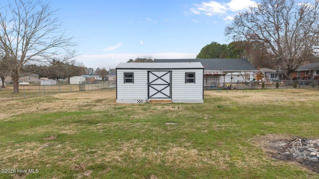 450 Camellia Street, Kinston, NC 28504
