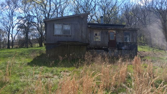 2431 Williams Rd, Cornersville, TN 37047