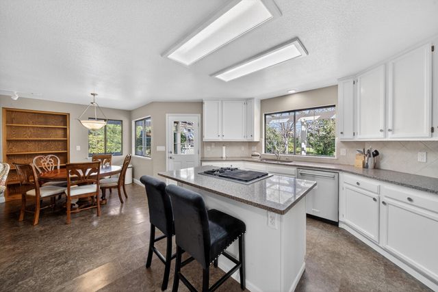 9509 Quarter Horse Lane, Palo Cedro, CA 96073