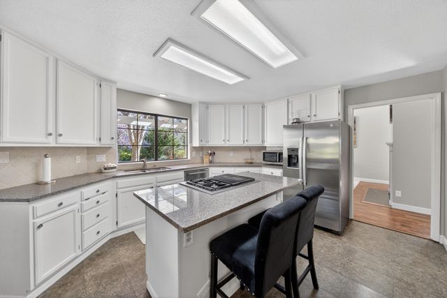 9509 Quarter Horse Lane, Palo Cedro, CA 96073