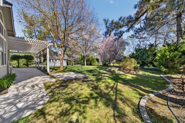 9509 Quarter Horse Lane, Palo Cedro, CA 96073